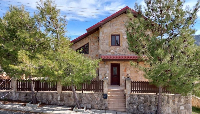 Detached Stone built house in Ayios Amvrosios-Limassol