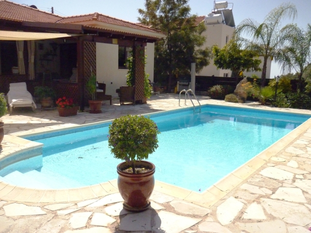 Bungalow in Souni-Limassol