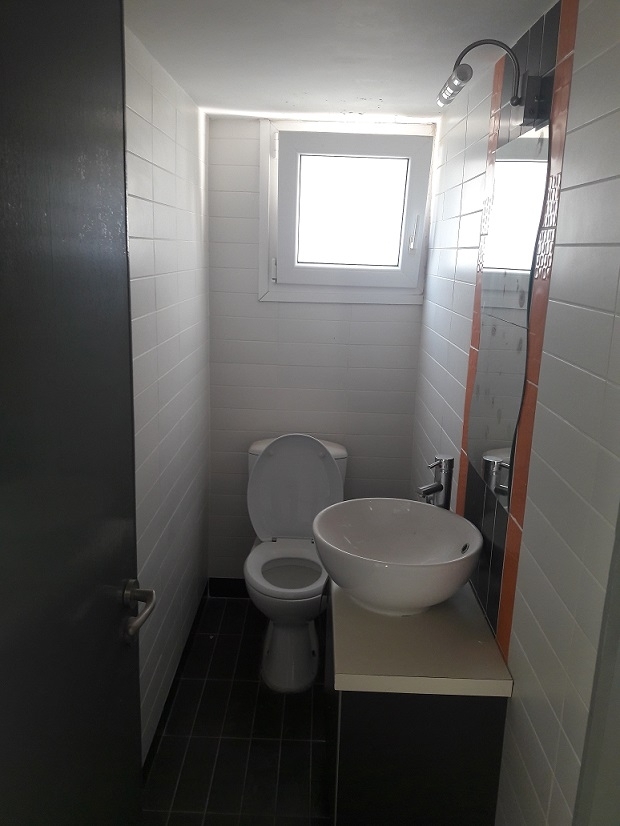 Guest Toilet