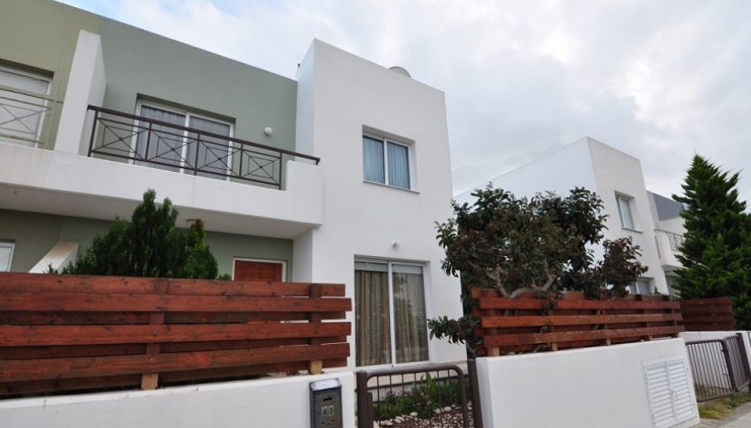 LAKIT-HRES-6067 3 BEDROOM SEMI-DETACHED HOUSE IN KITI, LARNACA