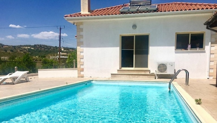 LIALA-BREB-6111 2 BEDROOM BUNGALOW WITH PRIVATE POOL IN ALASSA, LIMASSOL ***SOLD***