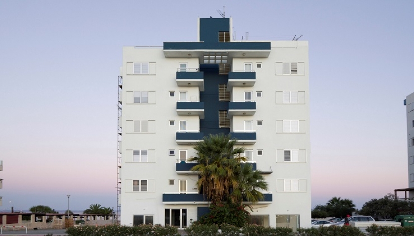 LAMAC-ARES-6173 BEACH FRONT 1 BEDROOM APARTMENT IN MACKENZIE AREA, LARNACA ***UNVAILABLE***