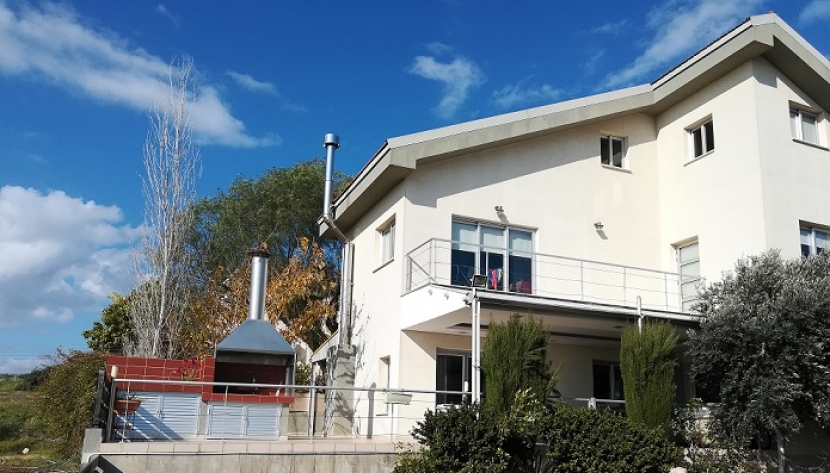 LIAGFY-HRES-6188 5 BEDROOM DETACHED HOUSE IN AGIA FYLA, LIMASSOL ***UNAVAILABLE ***