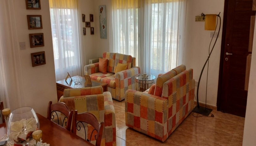 PCENT-AMAI-6562 3 BEDROOM APARTMENT IN PAPHOS CITY CENTRE ***SOLD***